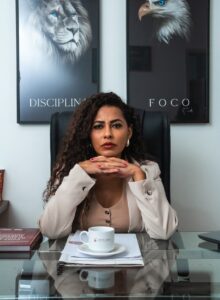 Dra. Girlane Almeida